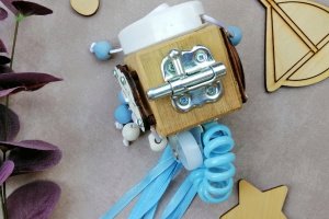 Бизикубик голубой - Описание