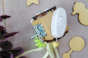 Бизикубик желтый - Описание