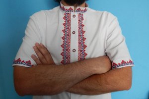 Вышиванка мужская красная рубашка - Описание