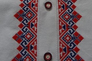 Вышиванка мужская красная рубашка - Описание