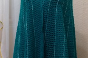 Вязанная шаль - Описание