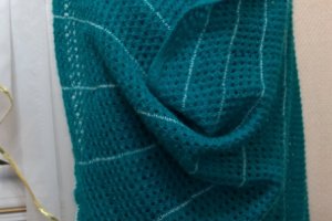 Вязанная шаль - Описание