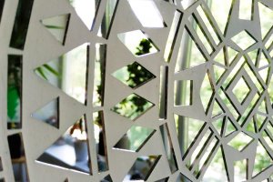 Зеркало-мозаика в форме солнца - Описание