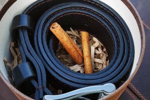 Чоловік шкіряний ремінь (чорний) - Опис