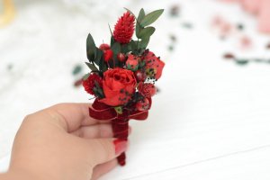 Набор украшений: браслет и бутоньерка. Темно-красные - Описание