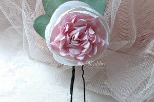 Шпилька для волосся з півонією - Опис