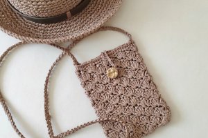 Мини сумочка из рафии - Описание