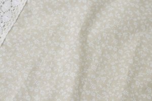 Серветка молоко "на кошик з мереживом 49 * 28см. Дрібні квіти - Опис