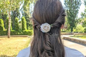 Шпилька для волосся з квіткою - Опис