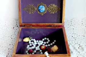 Шкатулка книга "Скарби Галадріель" - Опис