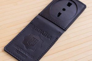 Обложка из кожи на удостоверение полиции с жетоном черная - Описание