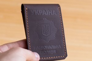 Обложка из кожи на удостоверение полиции с жетоном шоколад - Описание