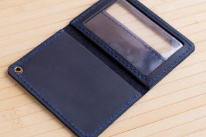 Обложка из кожи на удостоверение полиции синяя - Описание