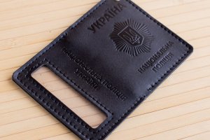 Обкладинка зі шкіри на посвідчення поліції чорний глянець - Опис