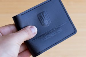 Обложка из натуральной кожи на УБД черный глянец - Описание