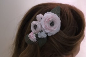 квітка у волосся - Опис