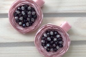 Пудровий обруч та заколки  - Опис