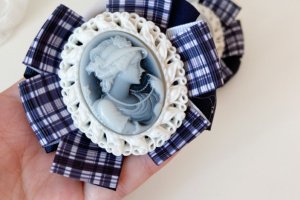 Школьные бантики на резинке синие 6 - Описание