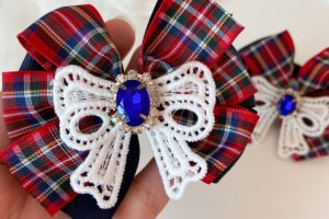 Школьные бантики на резинке красно-синие - Описание