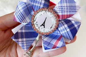 Школьные бантики на резинке голубые - Описание