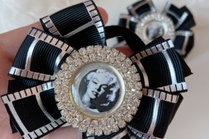 Шкільні бантики на резинці чорні 6 - Опис