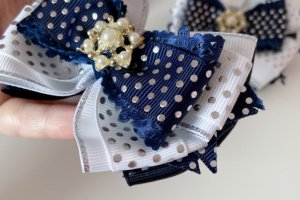 Шкільні бантики на резинці пишні сині 5    - Опис