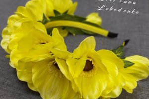 Обруч для волос с желтыми ромашками - Описание