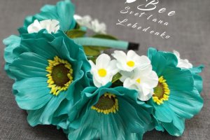 Обруч для волосся з ромашками кольору морської хвилі - Опис