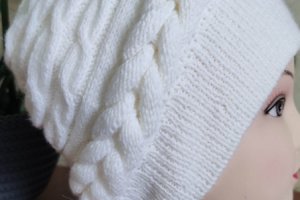 Робота Шапка з косою