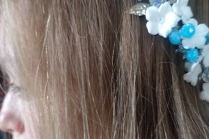 Свадебная веточка с голубыми камешками - Описание