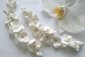Весільна гілочка з фрезіями - Опис