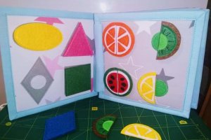 Розвиваюча книжечка із фетру та тканини - Опис