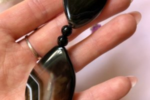 Намиста із агату - Опис