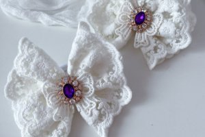 Кружевные бантики для школы кремовый