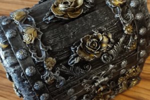 Скриня з картону "Срібний вік троянди" - Опис