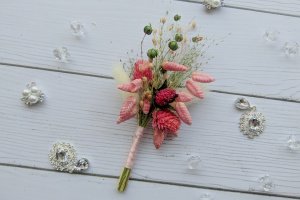 Свадебная бутоньерка из сухоцветов. АРТ. 1119 - Описание