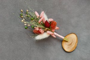 Свадебная бутоньерка из сухоцветов. АРТ. 1119 - Описание