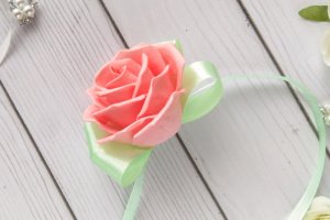 Браслет бутоньерка на руку арт. 1120 - Описание