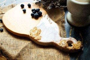Разделочная доска для подачи холодных закусок . - Описание