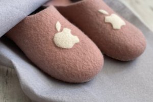 Работа Тапочки из шерсти