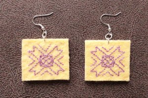 Вишиті сережки "Сонечки" - Опис