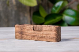 Підставка для візиток та ручок з дерева «iCard» - Опис