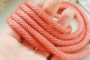 Лариат из чешского бисера "Коралловый" - Описание