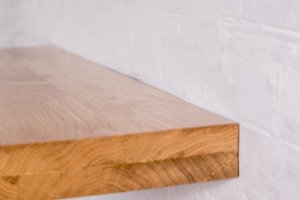 Дерев'яна полиця прихованого монтажу з дуба з рівним краєм - Опис