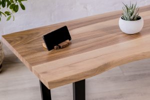 Журнальный столик из древесины ореха с живым краем - Описание