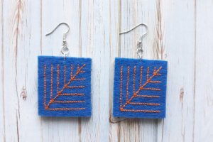 Вышитые серьги "Рыжики" - Описание