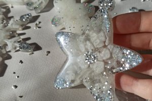 Игрушки из эпоксидной смолы - Описание