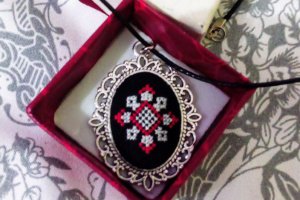 Бижутерия - Описание