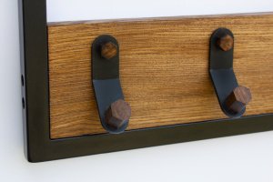 Настенная вешалка из дерева + 5 металлических крючков - Описание