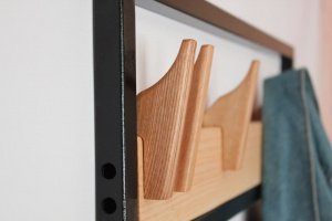 Вішалка Оригінальна Настінна з 5 Дерев'яними Крючками - Опис